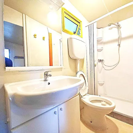 Bungalow 1 مكان تخييم *